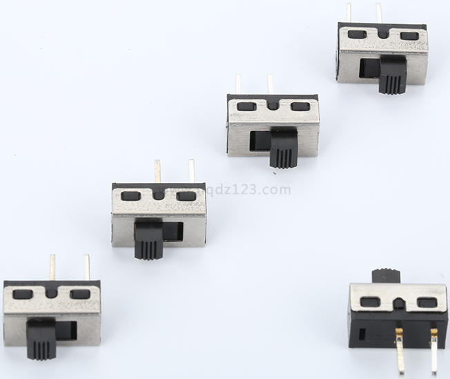 撥動開關(guān)在電子產(chǎn)品中的應(yīng)用